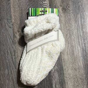 BAMBOO Plush White Ankle Socks
